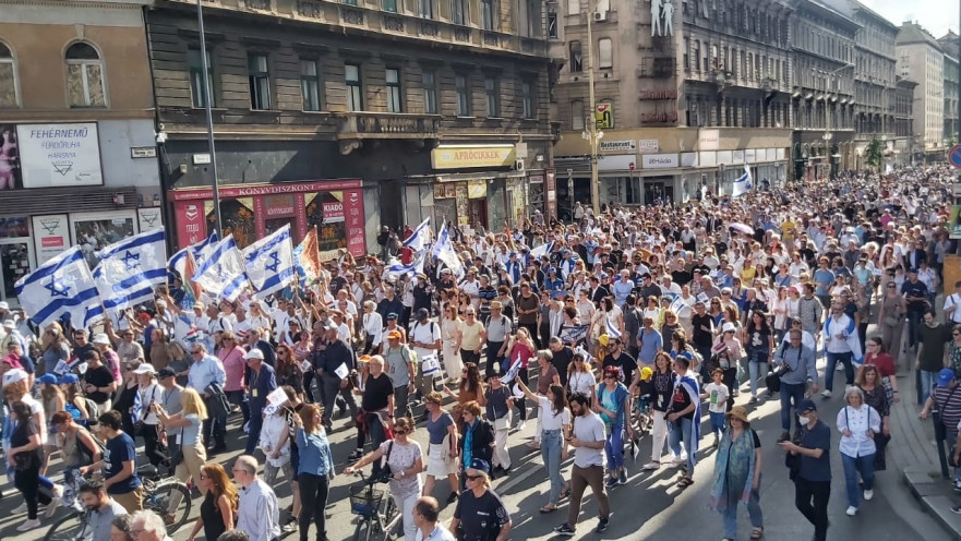 אלפים במצעד החיים בבודפשט