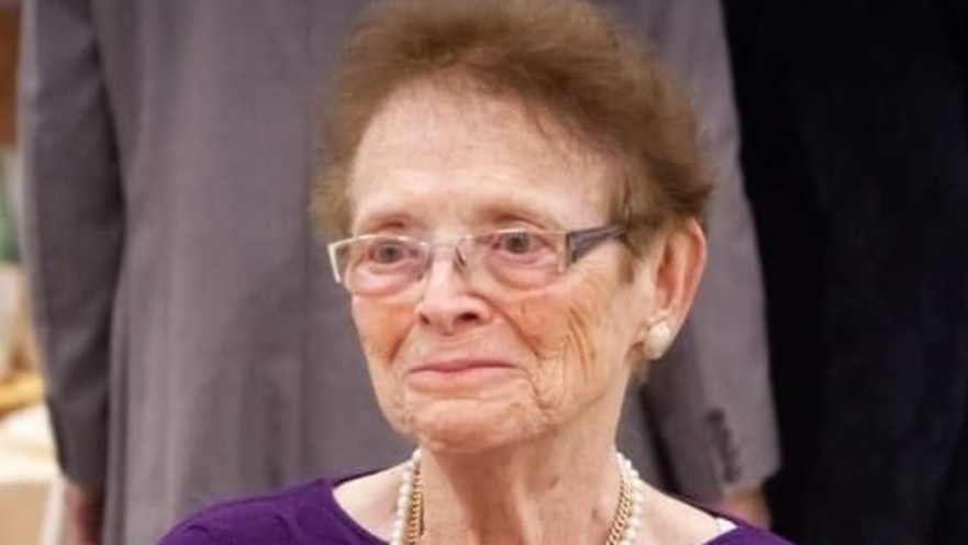 אסתר גרייצר ז"ל