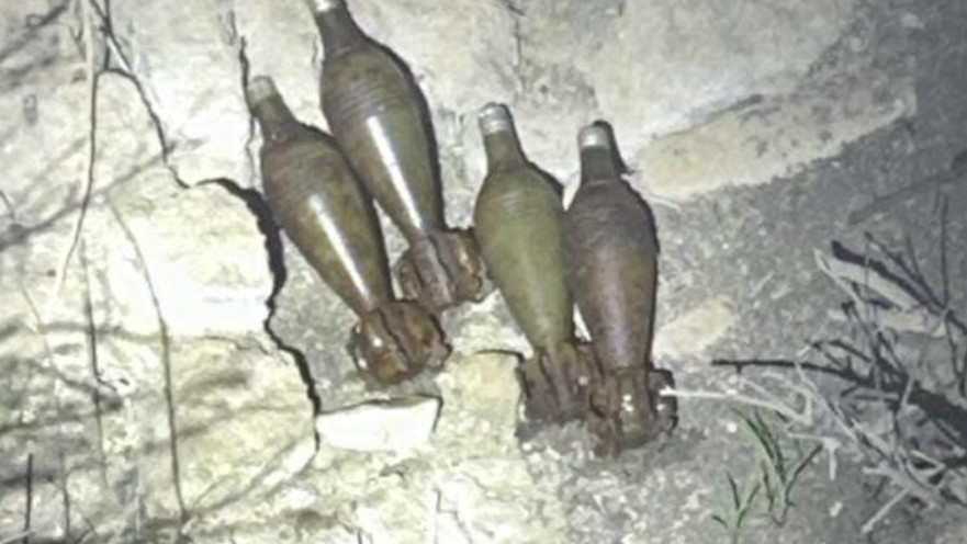 פצצות המרגמה שנמצאו במהלך חיפוש המשטרה בטירה