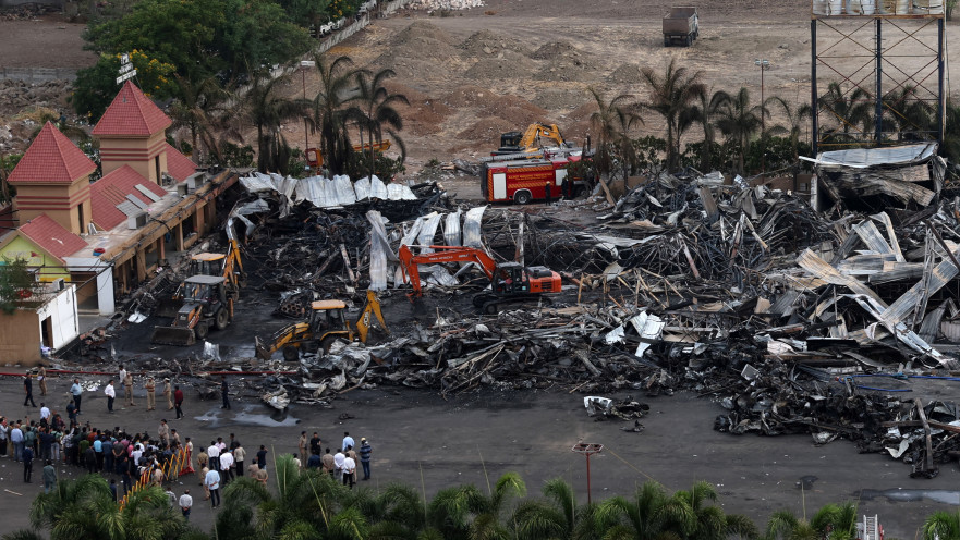 שריפה בפארק שעשועים בהודו