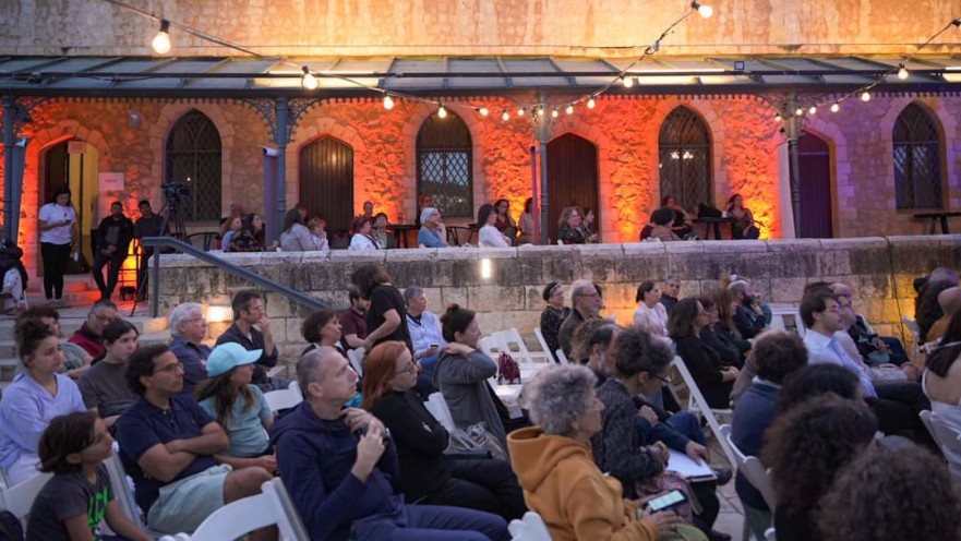 פסטיבל הסופרים