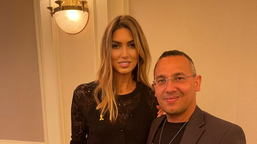 נטלי יפה עם שרון שרעבי, שאחיו שבוי בעזה