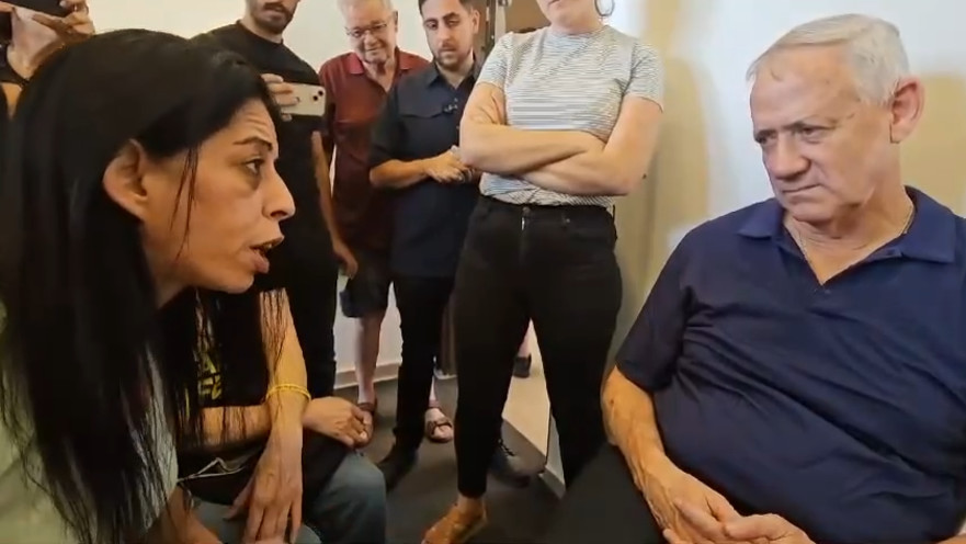 ענת צנגאוקר בשיחה עם בני גנץ 