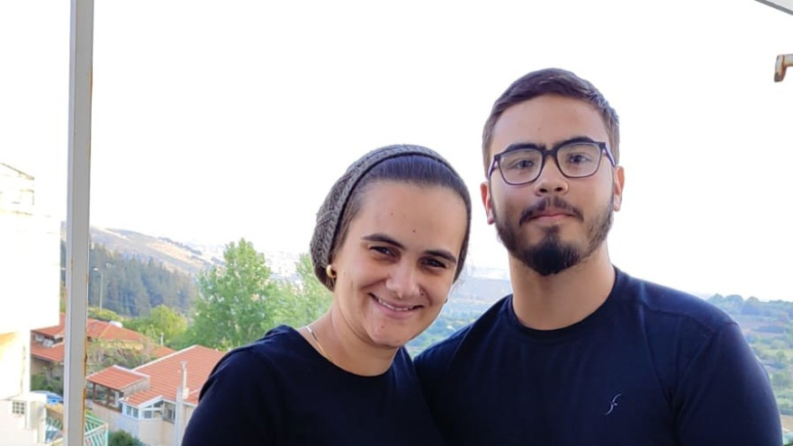 משה ואחותו המתגוררת כיום באלון שבות