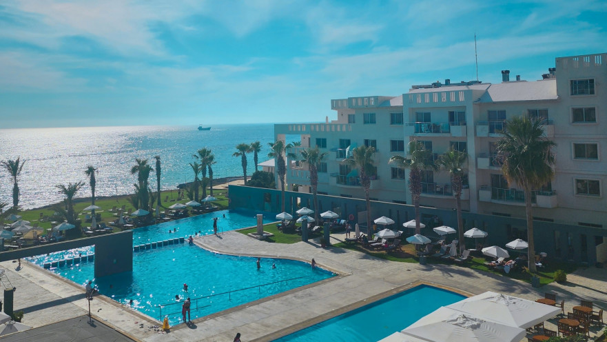 מלון הלגונה הכחולה