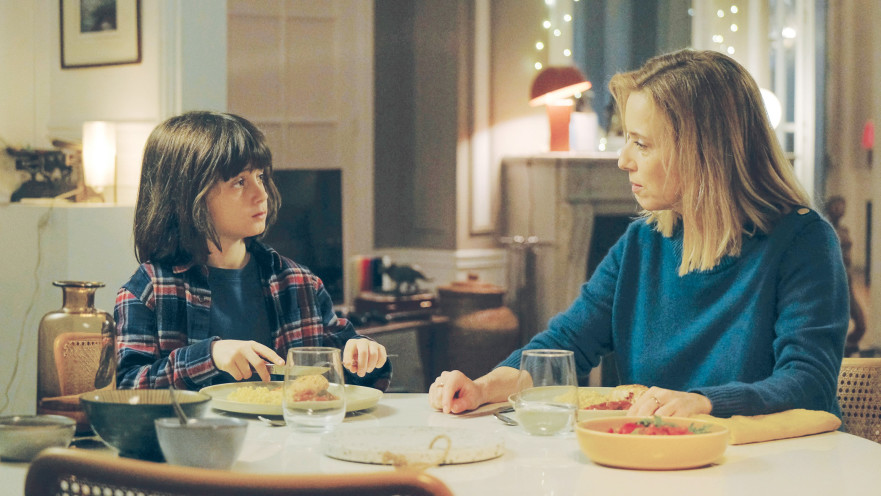 "מטפלות בעניינים"