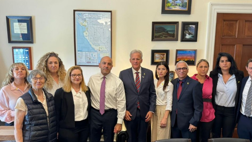 משלחת של תושבי הגליל עם נציגים בבית הלבן