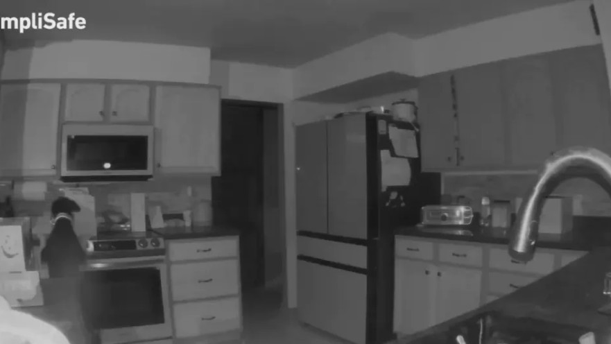 הבית נשרף כליל - זה מי שהיה אחראי לשריפה