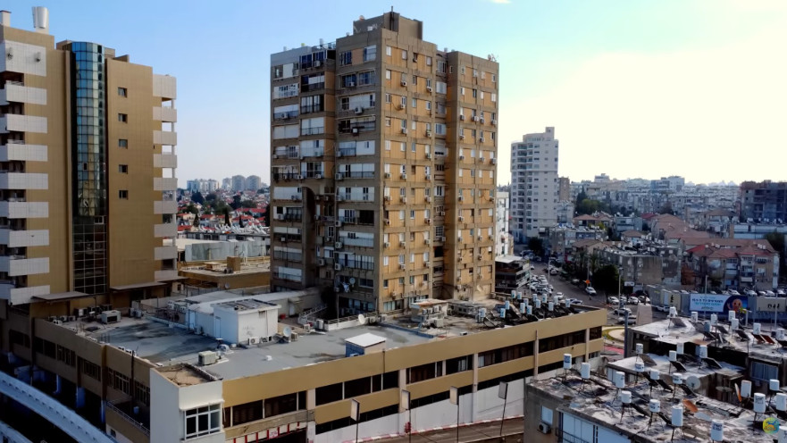 הבניין המכוער בעולם