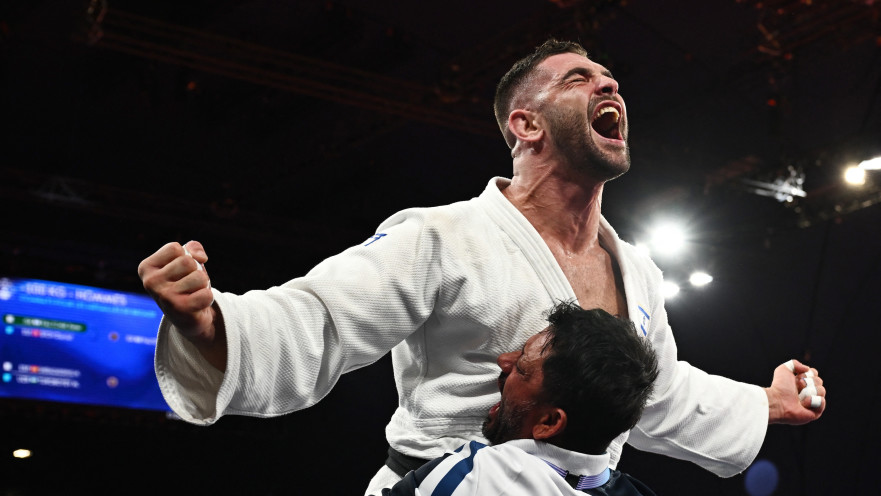 פיטר פלצ'יק עם אורן סמדג'ה אחרי הזכייה במדליית ארד באולימפיאדה