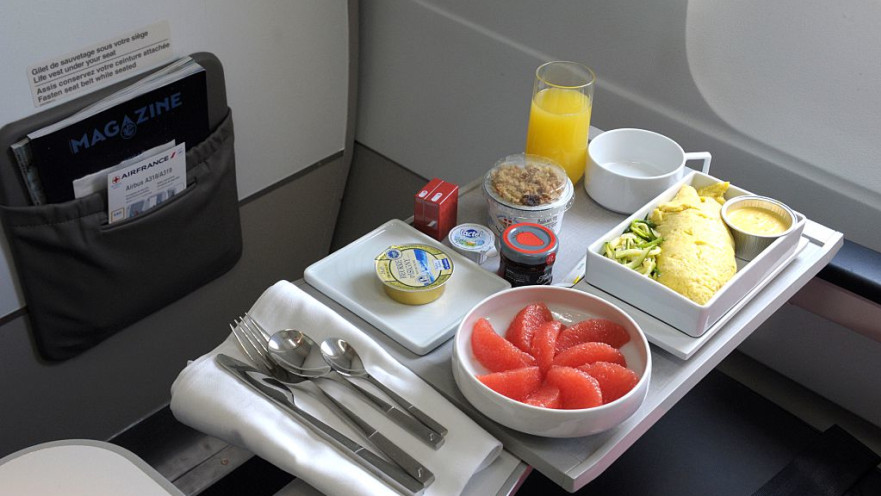 ארוחה במטוס