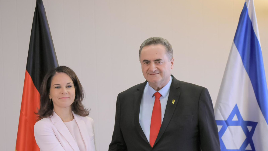 שר החוץ ישראל כ"ץ ושרת החוץ של גרמניה ברבוק