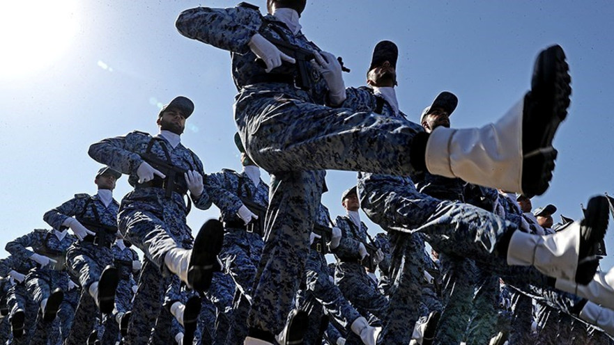 חמושים באיראן