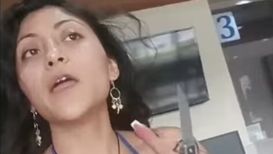 רצחה את אמה בשידור חי בפייסבוק