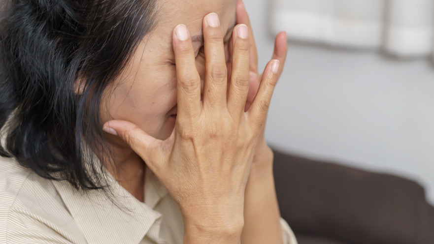 תוהה מה עוד בעלה מסתיר ממנה, אילוסטרציה