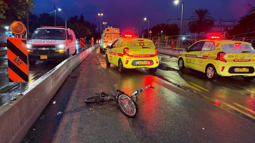 גבר כבן 80 נפצע באורח בינוני בתאונת דרכים בחולון