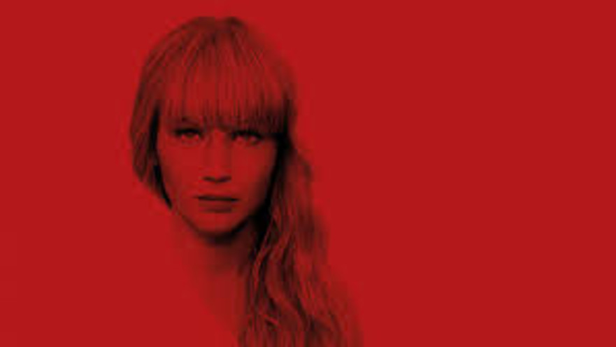 "דרור אדום" עם ג'ניפר לורנס - לא מביישת את הפירמה