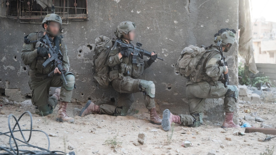 חשופים ברשת - לוחמי צה"ל ברצועת עזה (