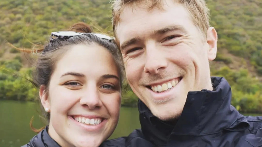 רוהן דניס ומליסה הוסקינס