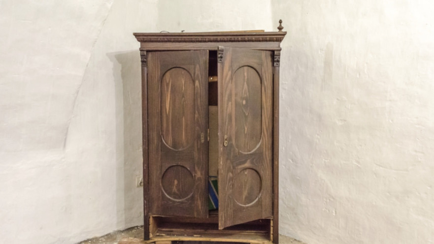 קנה ארון - ומצא בו את הדבר היקר מכל