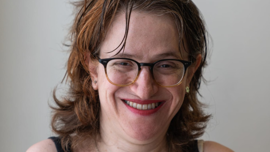 רונה סופר, הרגישה שהיא "דפוקה ומקופחת"