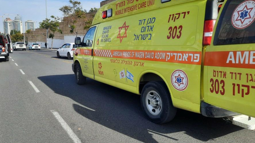 זירת התאונה בדרך יצחק רבין בפתח תקווה