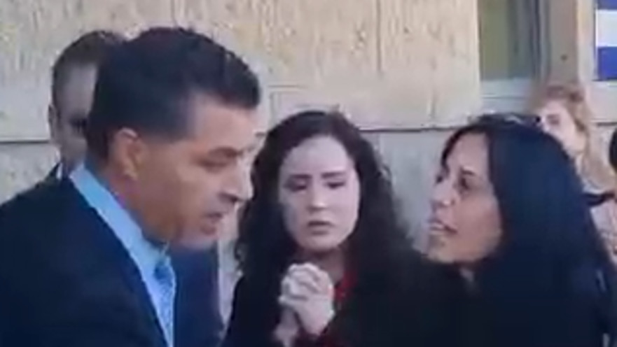 עינב צנגאוקר מורחקת מהכניסה לכנסת 