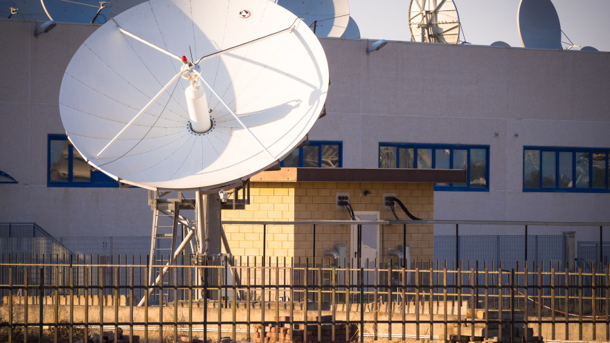 תקשורת לווינית