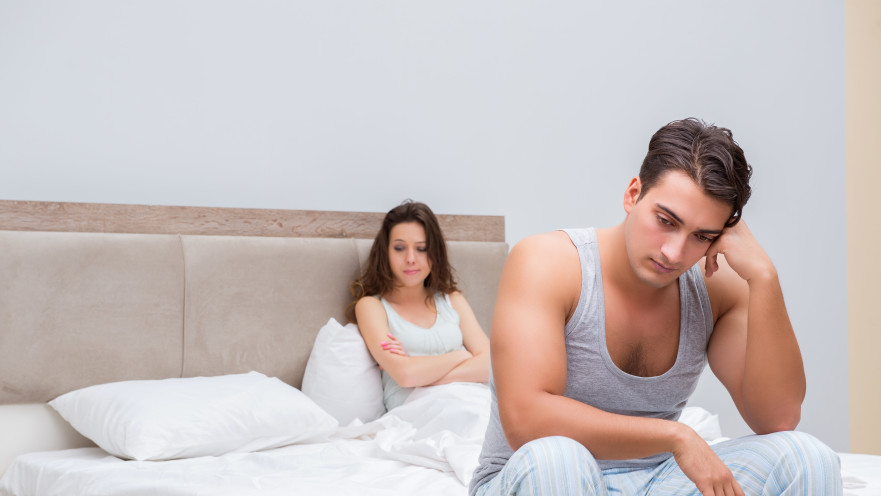 ״בן הזוג הביא לי פרחים ושוקולד וחשבתי שהמצב משתפר - עד שהצצתי במחשב שלו״