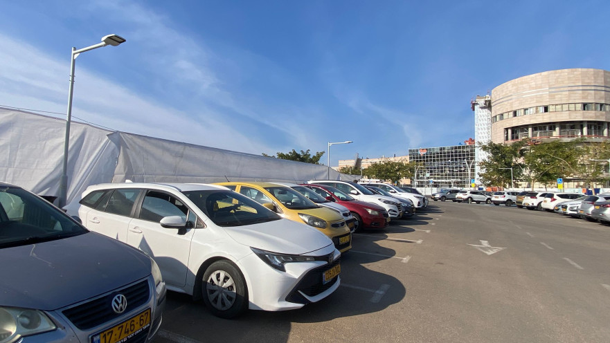 בית החולים שיבא בתל השומר. החטופים יגיעו במסוק אל המתחם