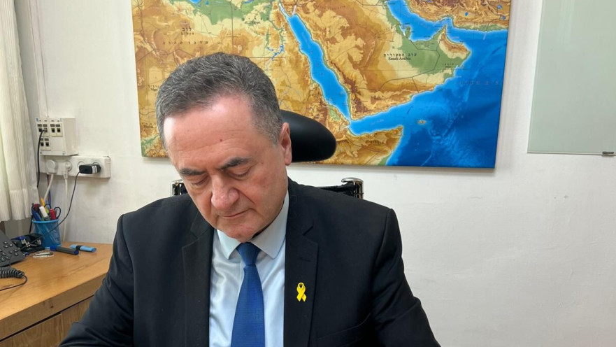 ישראל כ"ץ חותם על ביטול הצווים המנהליים 