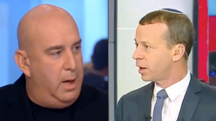 עמית סגל, ניר דבורי