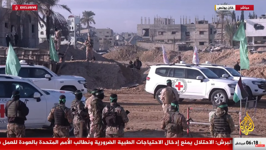 הרכבים של הצלב האדום הגיעו לנקודות חבירה