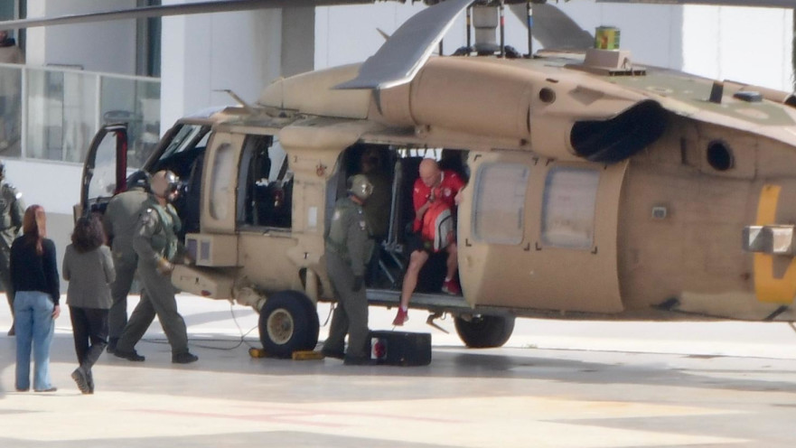 יאיר הורן נוחת באיכילוב