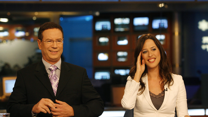 גדי סוקניק מגיש עם יונית לוי