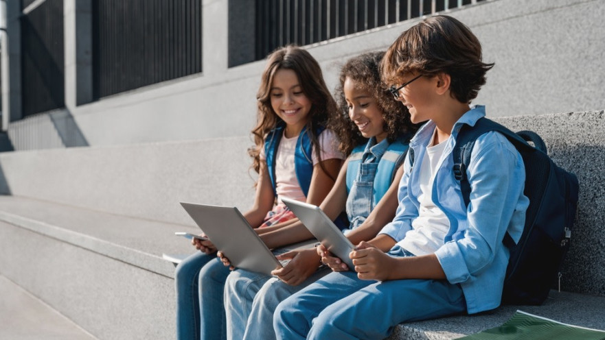 טאבלט. המוח מתרגל לגירויים מהירים