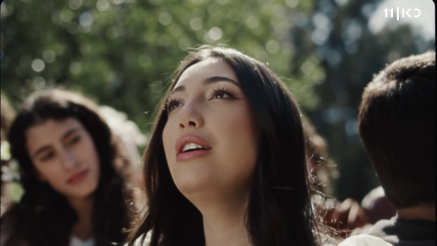 יובל רפאל בקליפ New Day Will Rise