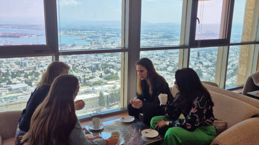 משלחת של נשים בכירות מארה"ב וארגנטינה