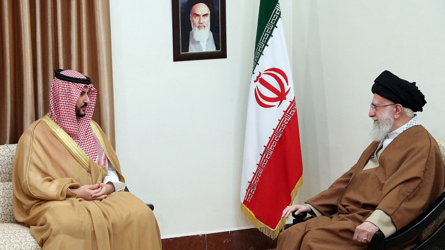 ח'אלד בן סלמאן בן עבד אל-עזיז, עלי חמינאי