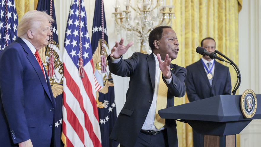 דונלד טראמפ ולאו טורל