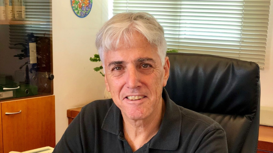 מנכ"ל קרן בארד, פרופסור יורם קפולניק