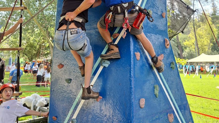 פעילות במחנה "אתגרים"