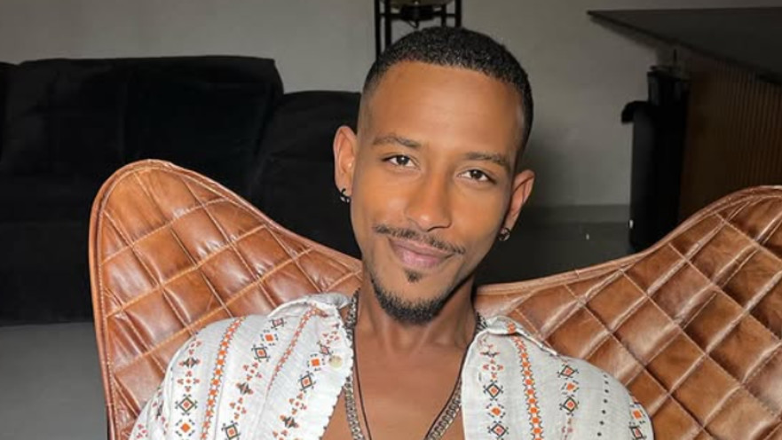 אברהם אקלום