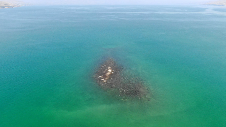 צילום רחפן של האי בכנרת