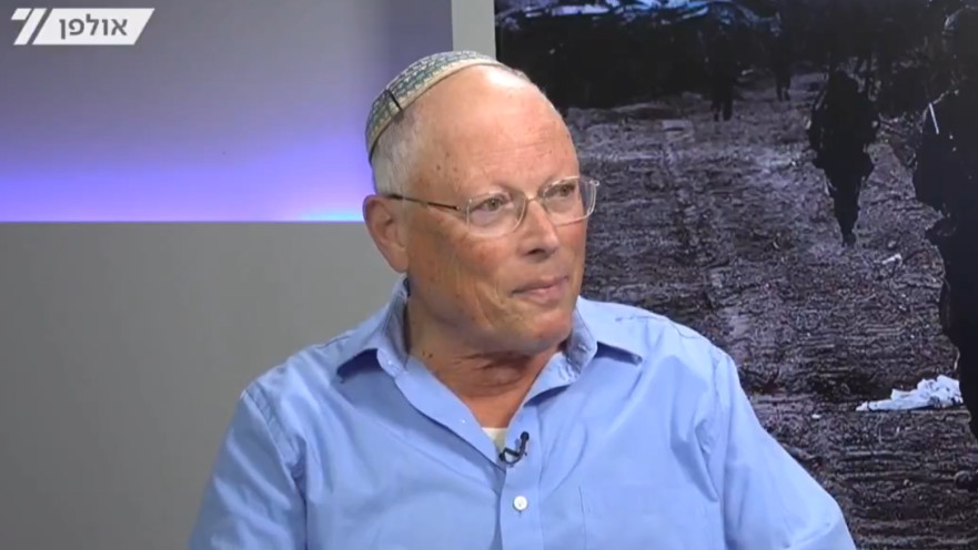 ד"ר חגי בן ארצי באולפן ערוץ 7