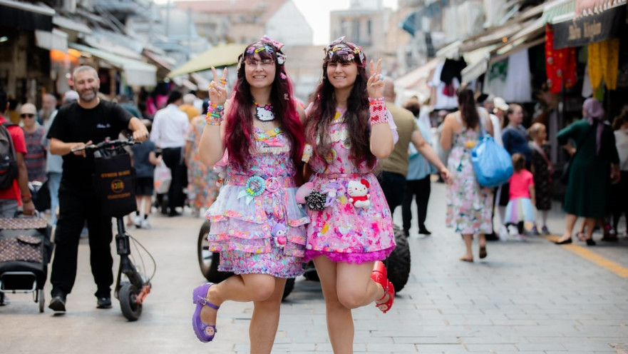 חודש יפן בדיזנגוף סנטר תצוגת אופנה יפנית