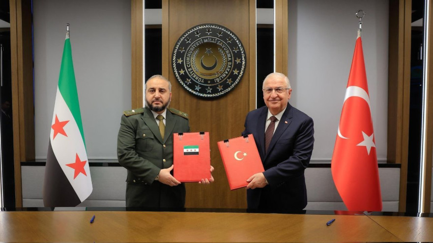שר ההגנה של טורקיה, ישר גולר, ושר ההגנה של סוריה, מורהף אבו קסרה