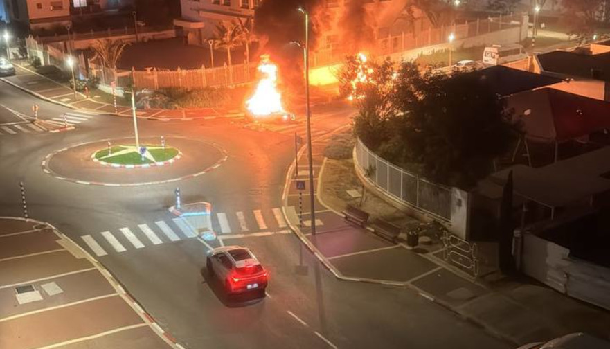 זירת נפילת שברי יירוט בנהריה (צילום: רשתות חברתיות, שימוש לפי סעיף 27 א')