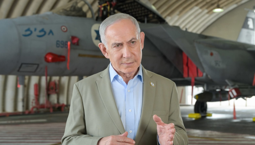בנימין נתניהו בבסיס חיל האוויר (צילום: מעיין טואף לע"מ)