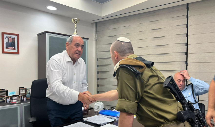 מפקד עוצבת הגליל ביקר בשלומי ושיבח את חוסן האזרחים והרשויות בצפון